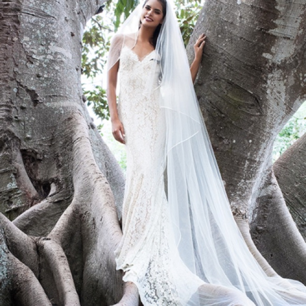 TONI FEDERICI Morgan Chapel Veil